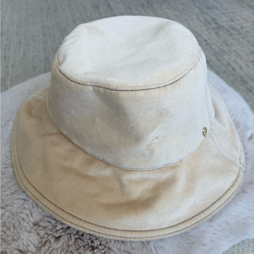 Helen Kaminski hat